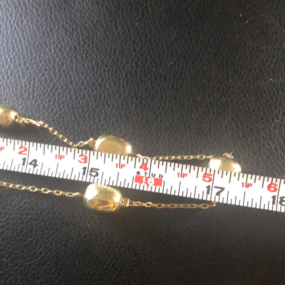 Gold tone Avon Necklace